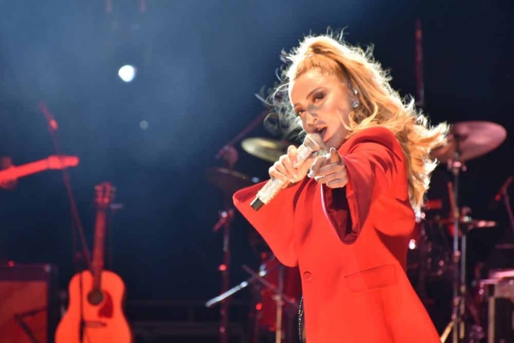 Hadise Girne’yi salladı galerisi resim 5