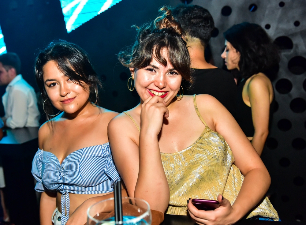 Thornes Ckub'ta yer yerinden oynadı galerisi resim 6