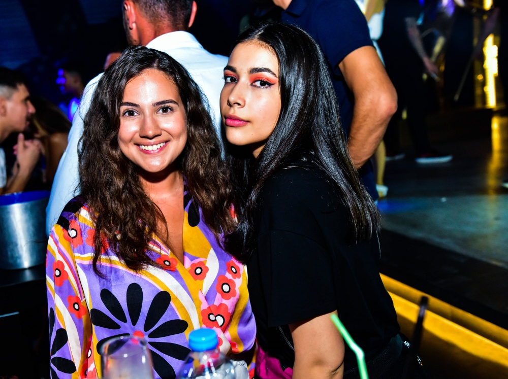 Thornes Ckub'ta yer yerinden oynadı galerisi resim 8