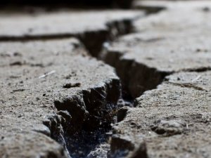 Deprem büyüklüğü neye göre belirleniyor?