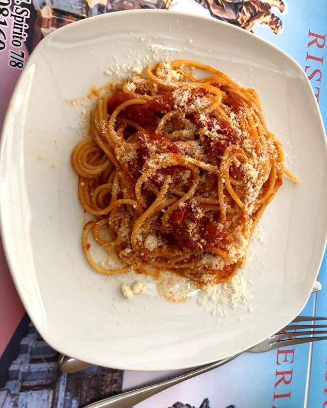 Turistlere hesap şoku! 2 tabak makarna ve su için 2 bin 700 lira istedil galerisi resim 1