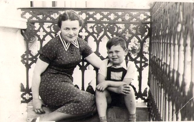 Öldürdüğü kurbanların cinsel organlarını çiğnedi! galerisi resim 1