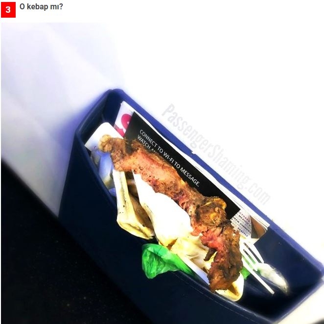 Uçakta mide bulandıran görüntü! Islak çoraplarını pencereye astı galerisi resim 3