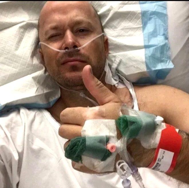 Küçük bir ben tanesi deyip geçmeyin! Sırtından koca parçayı götürdü galerisi resim 4