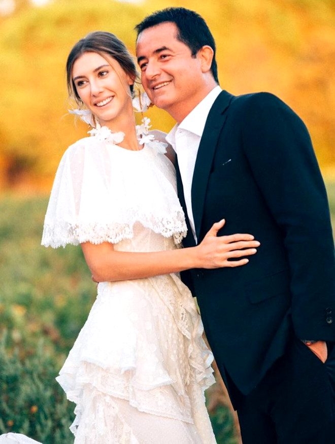 Canlı yayında mesajı ifşa olmuştu! Acun Ilıcalı'nın, Şeyma Subaşı i galerisi resim 13