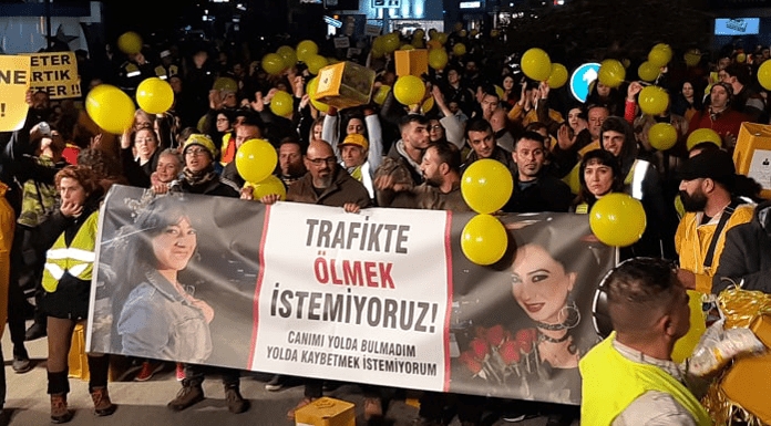 "Yol Yoksa Seyrüsefer yok" eylemi Lefkoşa'yı salladı galerisi resim 2