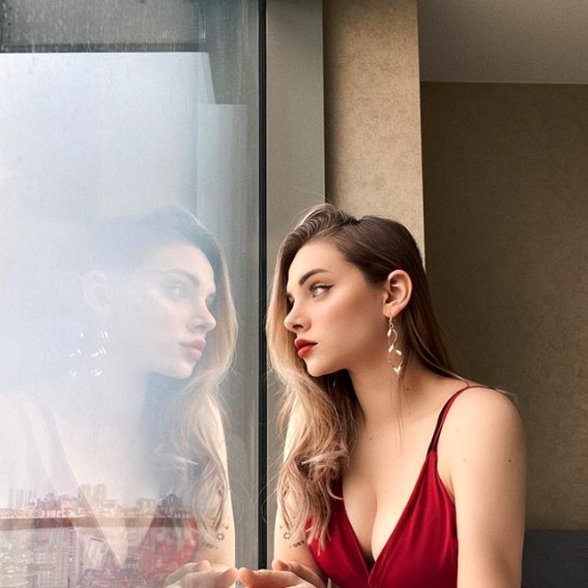 CZN Burak'ın aşk hayatı...Sevgilisini gören şoke oluyor! galerisi resim 7