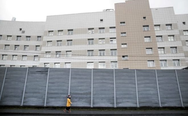 2 Rus kadın, koronavirüs karantinasından kaçtı! galerisi resim 14