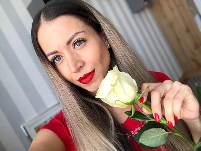 2 Rus kadın, koronavirüs karantinasından kaçtı! galerisi resim 6