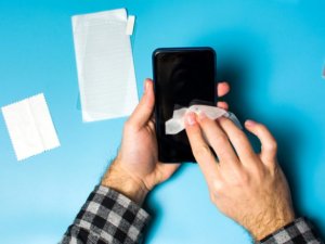 Uzmanlar uyardı! Elimizden düşürmediğimiz telefonlar koronavirüs yayıyor