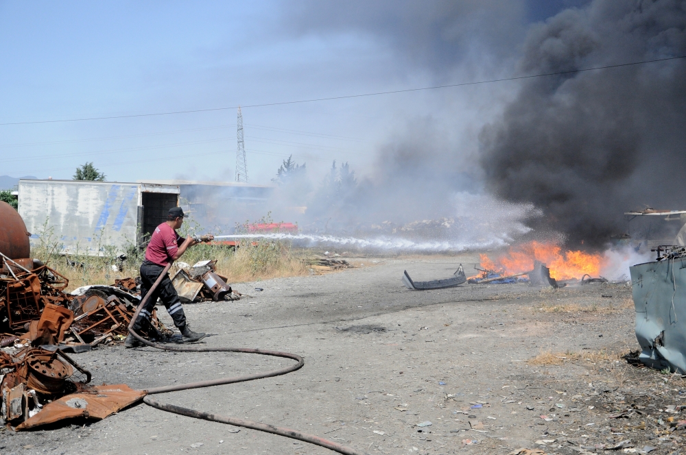 Haspolat'taki yangından görüntüler galerisi resim 11