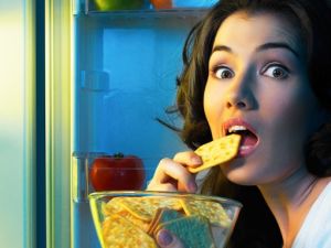 Neden sürekli aç hissediyorum?