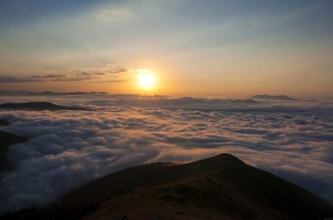 Bulutların üzerindeki yayla seyri doyumsuz manzarasıyla büyülüyor galerisi resim 7