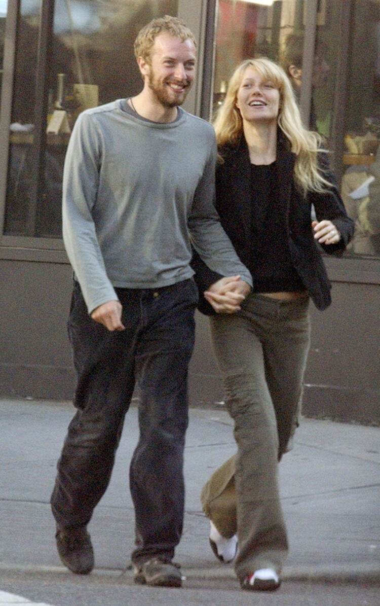 Gwyneth Paltrow'un çıplak doğum günü pozundan kızı utandı galerisi resim 5