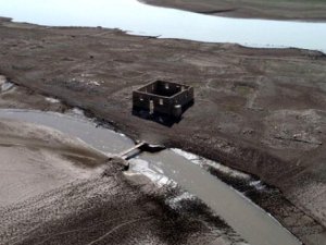 Fatih Sultan Mehmet'in yaptırdığı 600 yıllık cami baraj suyu çekili