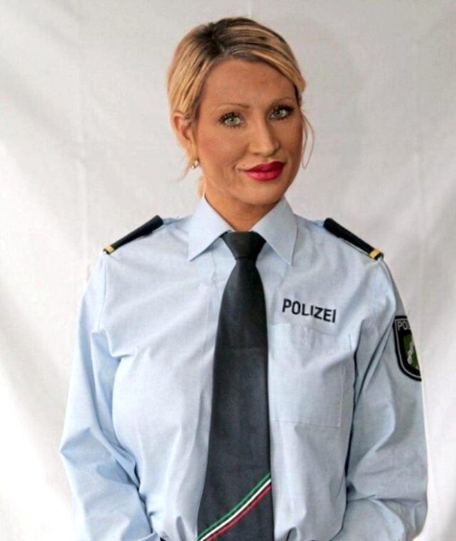 Gündüzleri polis, geceleri hayat kadını! Yıllık kazancı ise 1 milyon TL galerisi resim 6