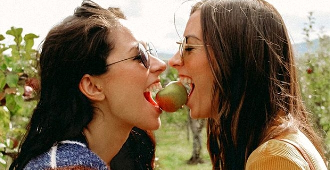 Eşcinsel çift Instagram'dan sperm çekilişi yaptı galerisi resim 8