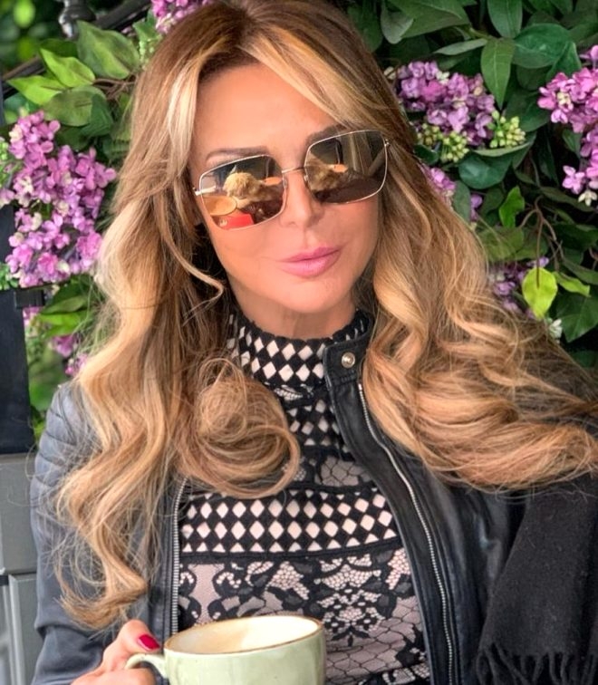 Maskeyi ağzına değil göğüslerine taktı! galerisi resim 2