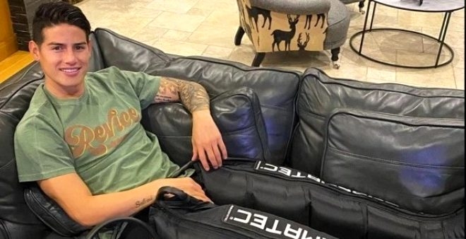 Cinsel içerikli film yıldızından maçta testis travması geçiren Rodriguez galerisi resim 1