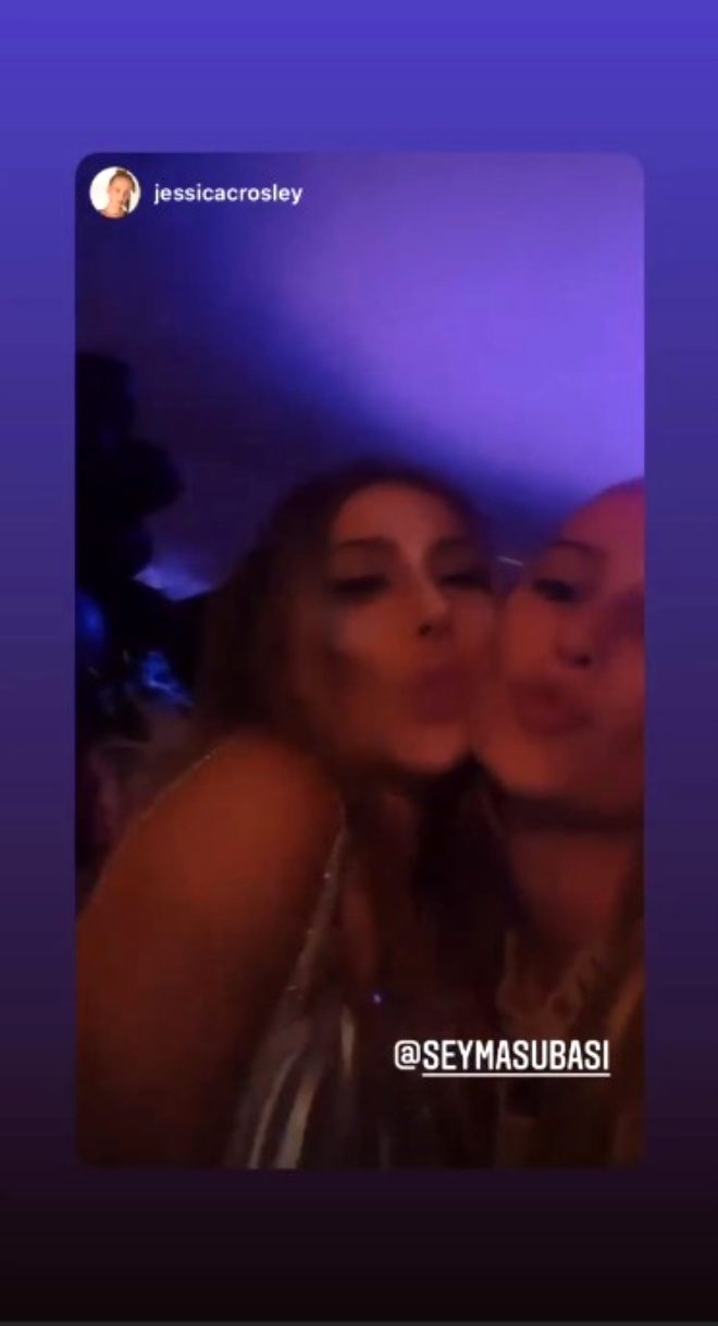 Ne virüs dinliyor ne deprem! Şeyma'nın Cadılar Bayramı paylaşımına  galerisi resim 3