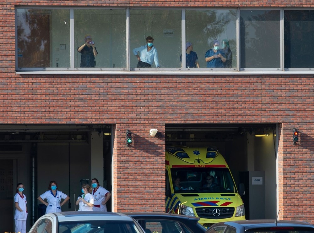 Corona virüsten ölenlerin sayısı dünya genelinde 1 milyon 200 bini geçti galerisi resim 4