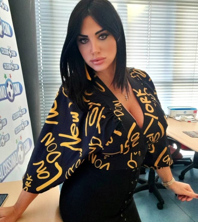 Futbol dünyasının el üstünde tuttuğu güzel spiker Diletta Leotta'yı galerisi resim 1