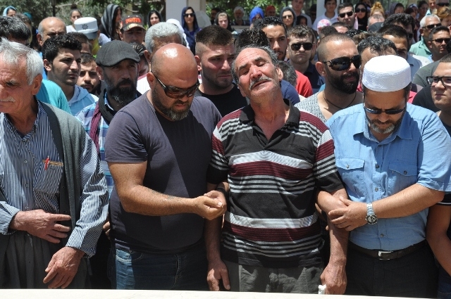 Feryatlar yürekleri dağladı... galerisi resim 9