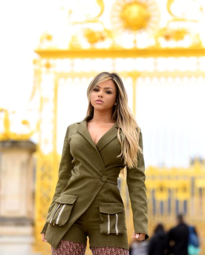 Neymar'ın 8 aydır beraber olduğu güzel şarkıcıyla açık ilişkisi, tü galerisi resim 11