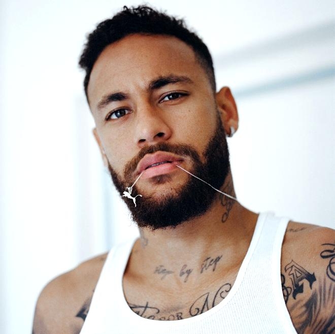 Neymar'ın 8 aydır beraber olduğu güzel şarkıcıyla açık ilişkisi, tü galerisi resim 13