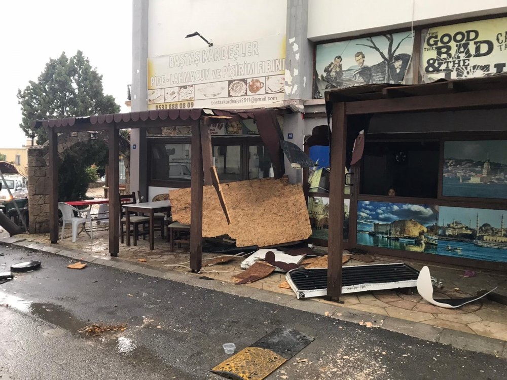 Fotoğraflarla Girne bölgesinde yaşanan felaket... galerisi resim 4