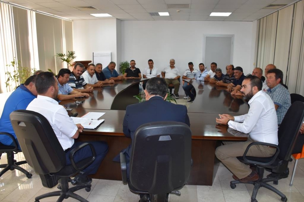 Çavuşoğlu ile Çiftiçler bir arada galerisi resim 2