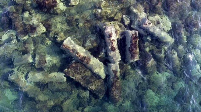 Boyları 12 metre kiloları 50 ton! 2 bin yıldır öylece duruyorlar galerisi resim 5