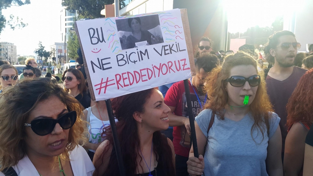 Yüzlerce Genç  Lefkoşa'da Koordinasyon Ofisini #Reddediyor galerisi resim 1