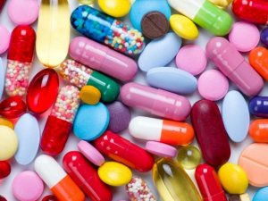 Antibiyotikler virüs ve bulaşı önler mi? Uzman isimden çok kritik uyarı