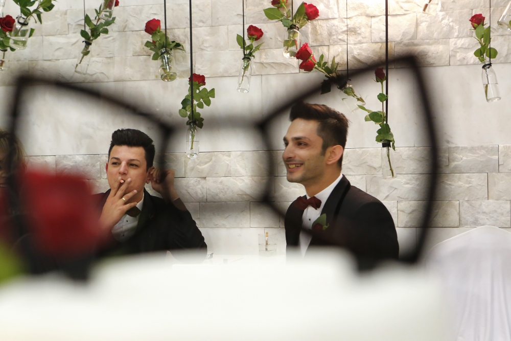 İşte Kıbrıs’ın ilk eşcinsel evliliğinden kareler galerisi resim 4