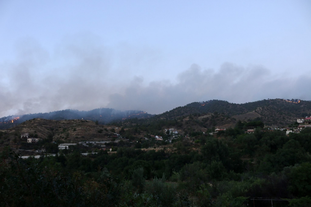 Yangın 2 can aldı. İşte Trodos'taki büyük yangından fotoğraflar galerisi resim 23