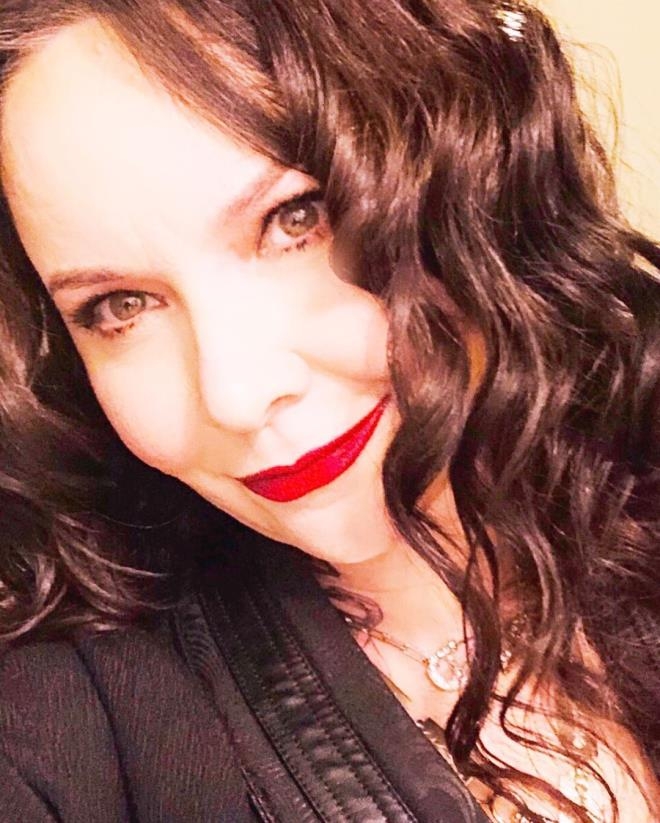 Rock'un yosun gözlü güzeli son haliyle şaşırttı galerisi resim 10