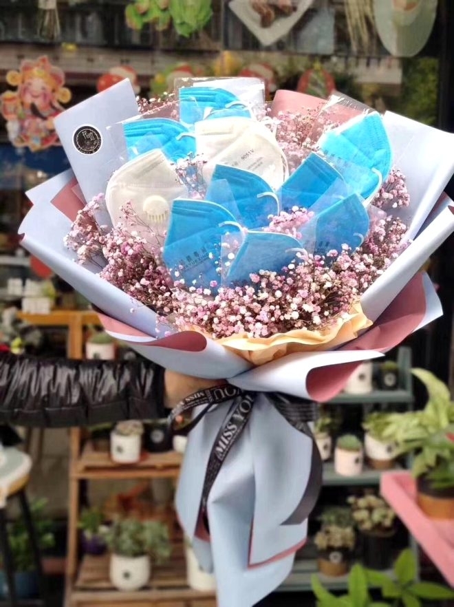 Son moda Sevgililer Günü hediyesi: Anti koronavirüs buketi! galerisi resim 6