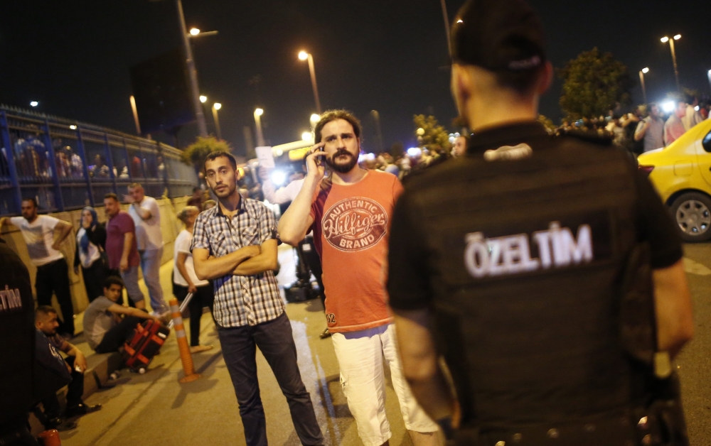 İstanbul Bombalı Saldırının Yayınlanmayan Resimleri galerisi resim 14