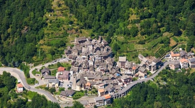 İtalya'nın bu kasabasında çocuk sahibi olana 7 bin TL veriyorlar galerisi resim 1