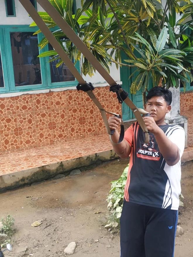 Dünyanın en şişman çocuğu 110 kilo verdi galerisi resim 6