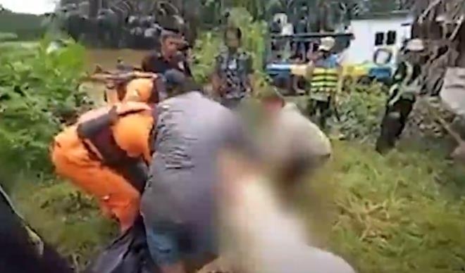 Dev timsah çocuğu yuttu! Cansız bedeni, hayvanın içinden çıkarıldı galerisi resim 5