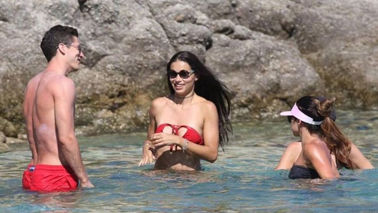 Adriana Lima'nın mayosu çok kızdırdı galerisi resim 3