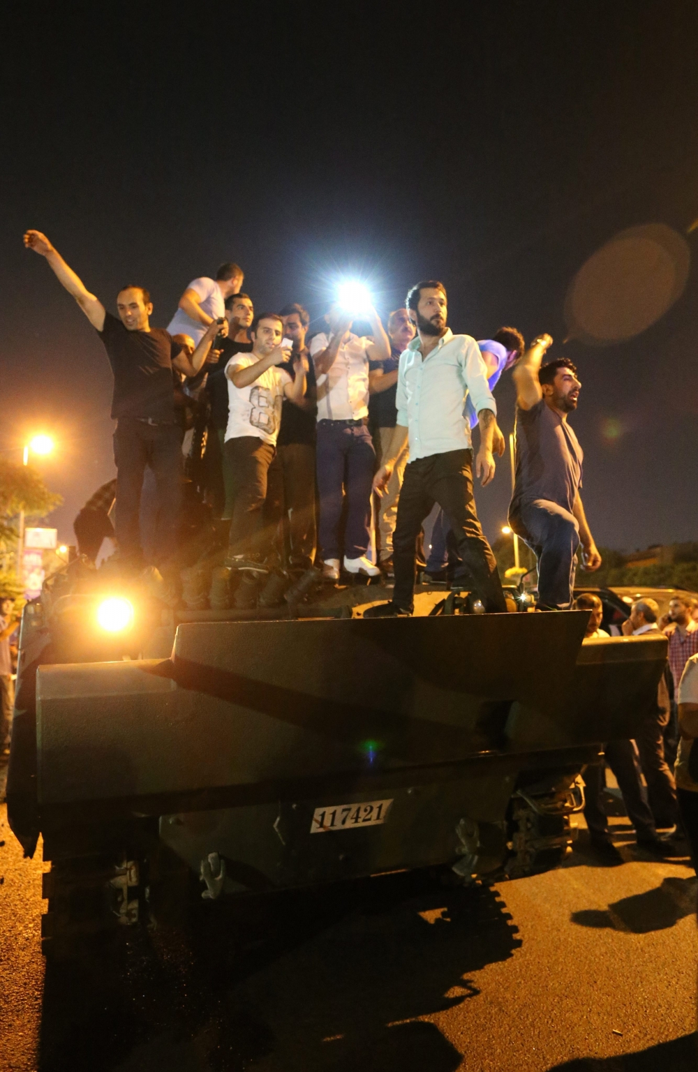 Çarpıcı Fotoğraflarla Darbe Direnişi galerisi resim 11