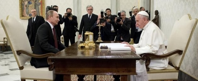 Politikanın ciddiyetini kaybettiği komik anlar galerisi resim 1