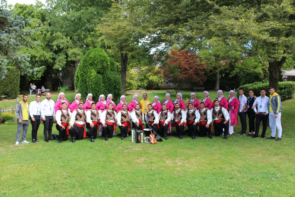 Pergamalı folklor ekibinden Fransa çıkarması! galerisi resim 41
