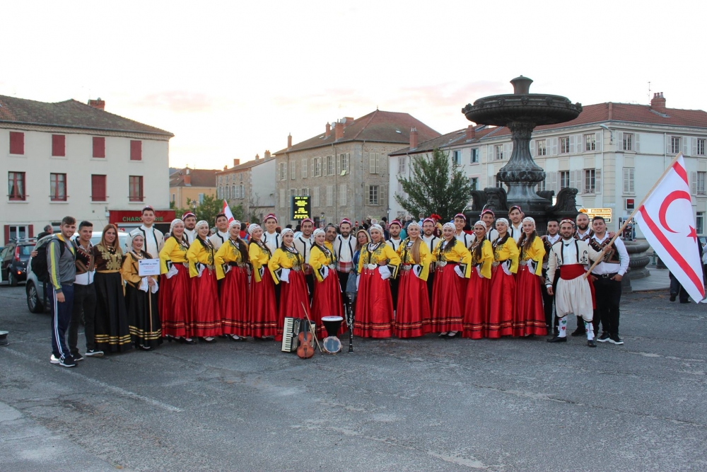 Pergamalı folklor ekibinden Fransa çıkarması! galerisi resim 9
