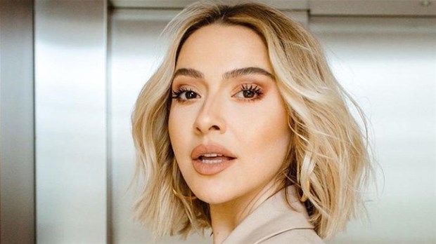 Hadise gündemden düşmüyor! Şimdi de babası... galerisi resim 3