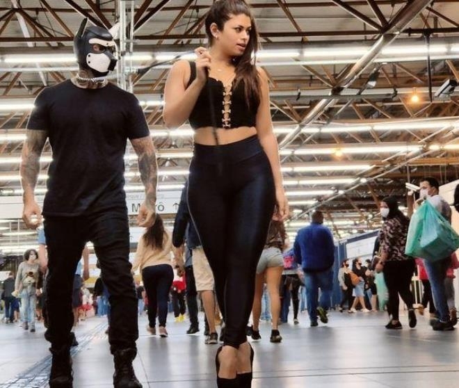 Eşiyle Eş Değiştirme Partisine Katılmıştı! Şimdi De Aynı Anda 9 Kadınla  galerisi resim 7