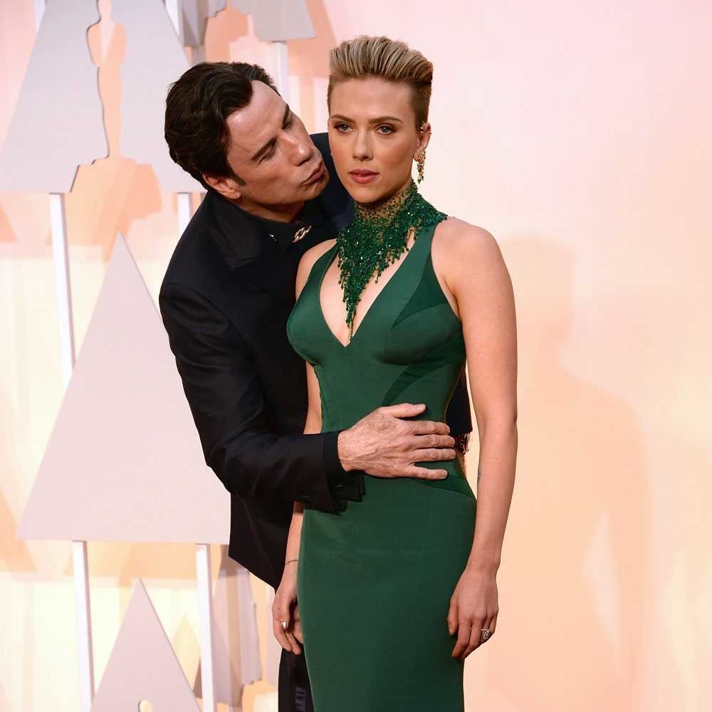 Ünlülerin gerçekten insan olduğunu kanıtlayan kırmızı halı mutlulukları! galerisi resim 2